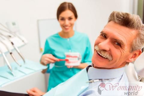 Richtlinien die Verwendung eines Dental Prothese aufzunehmen.