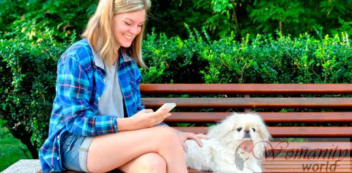 Een app lokaliseert plaatsen met een toegang toegestaan ​​huisdieren