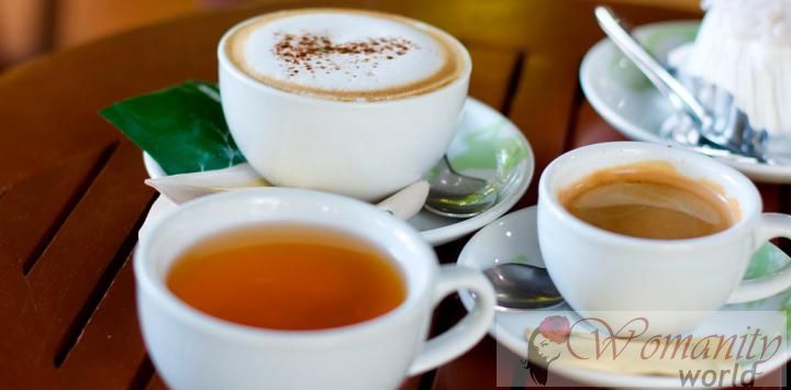 Trinken Kaffee und Tee kann Leberfibrose verhindern.