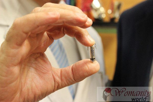 Wireless-Schrittmacher der weltweit kleinste implantiert