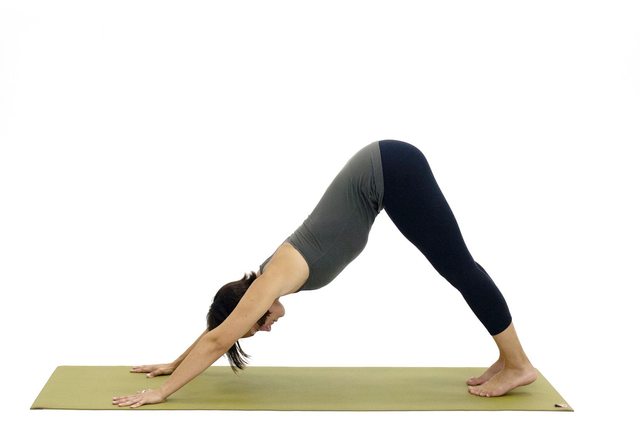 Hur man gör yoga på ett plan