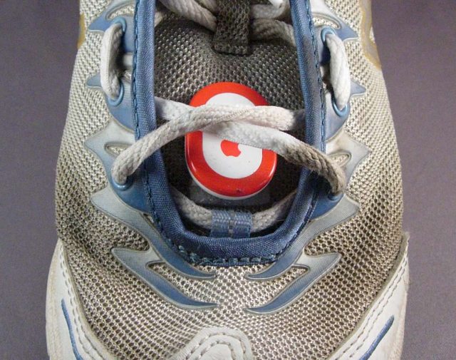 Använda Nike + iPod-sensorn: auktoriserad och obehörig