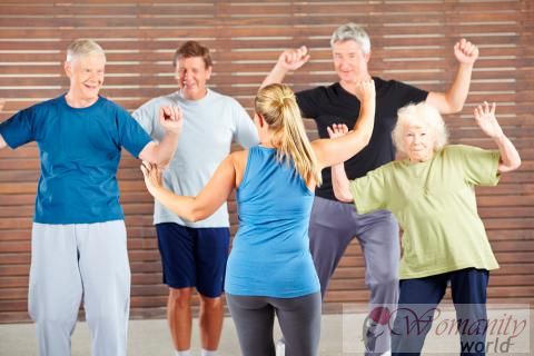 Tipps für Senioren im Ballsaal zu beginnen.