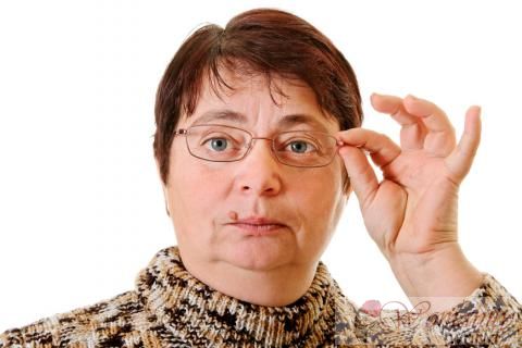 Verrues chez les personnes âgées. Que sont-ils et quelles sont les causes