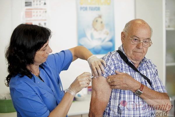 Vaccins contre la grippe pour les personnes âgées et leur environnement