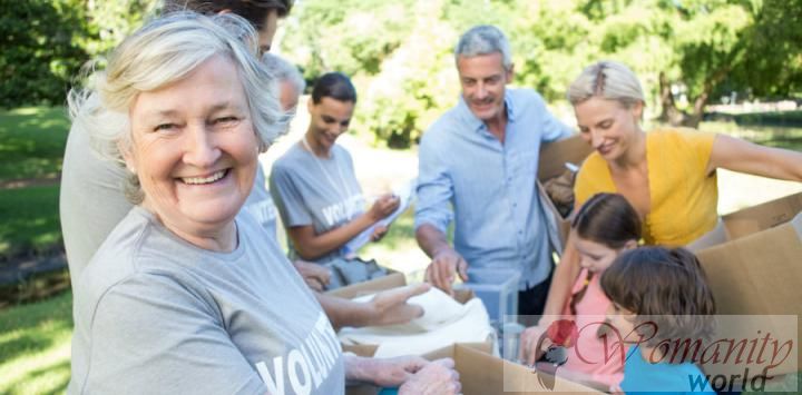 Volunteering reduziert das Risiko von chronischen Krankheiten.
