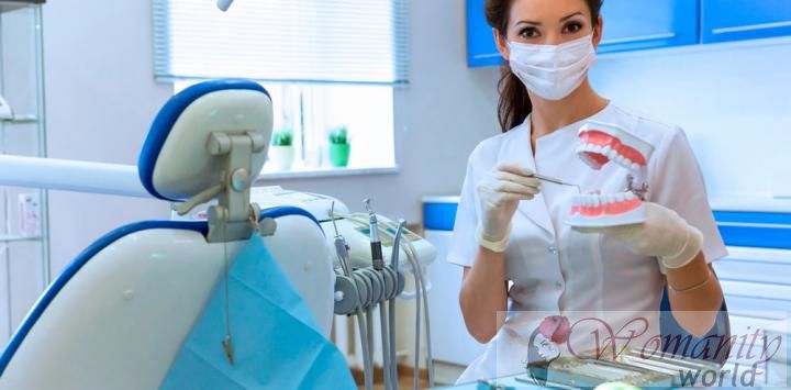 Creano impianti dentali per evitare batteriche infezioni.