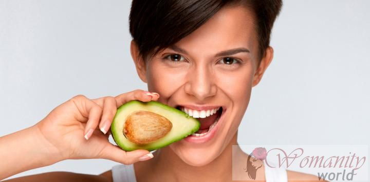 Mangiare avocado aiuta a prevenire metabolica sindrome.