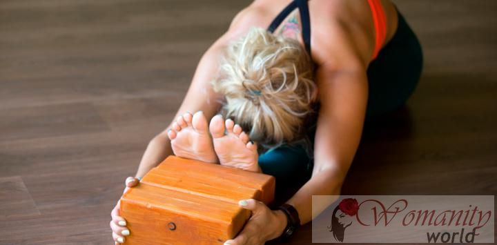 Iyengar pratique du yoga aide à réduire les symptômes dépressifs
