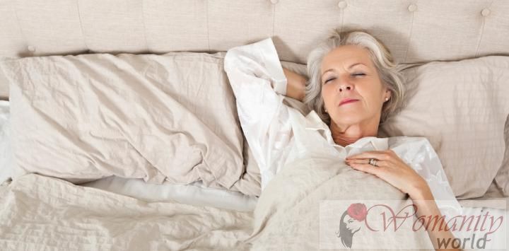 Molto sonno può raddoppiare il rischio di malattia di Alzheimer negli anziani